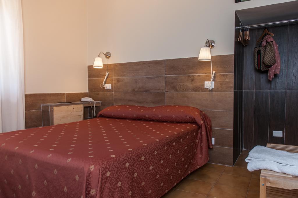 Hotel Il Roscio Attigliano Room photo